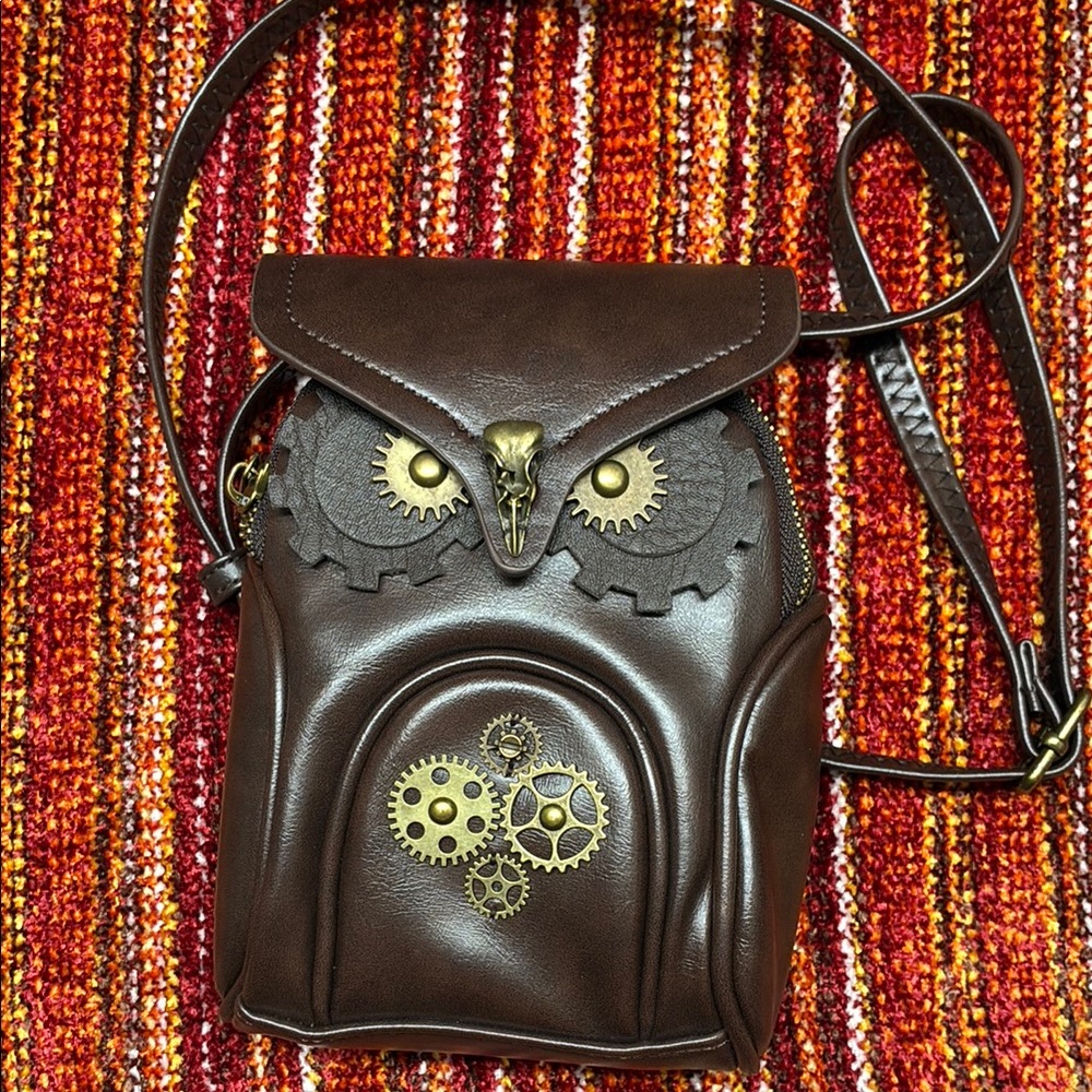 Steampunk Owl Gear Crossbody Bag